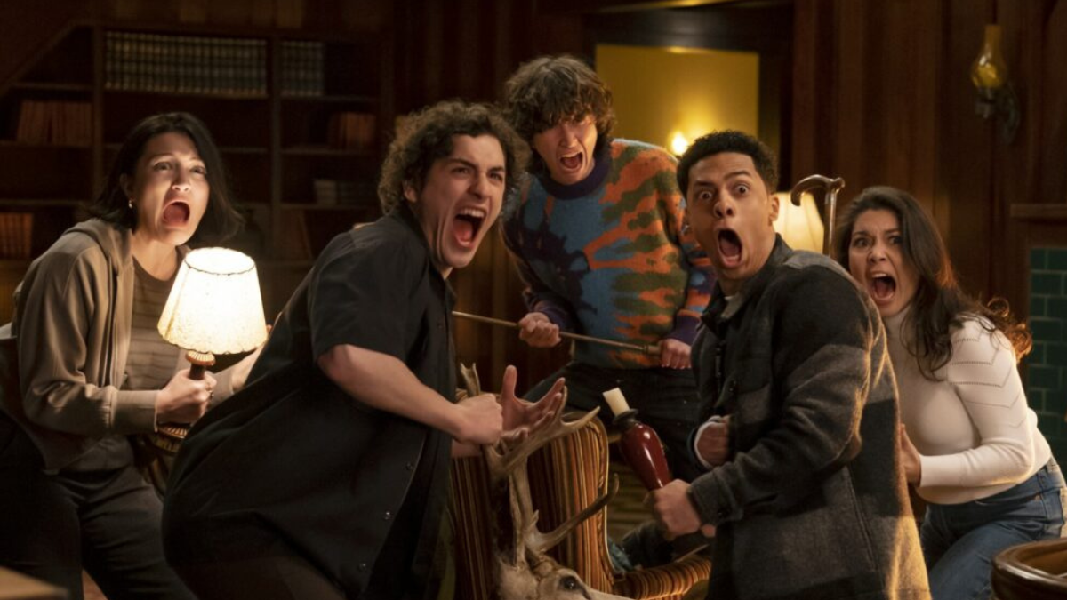 Best Halloween Movies & Series 2025